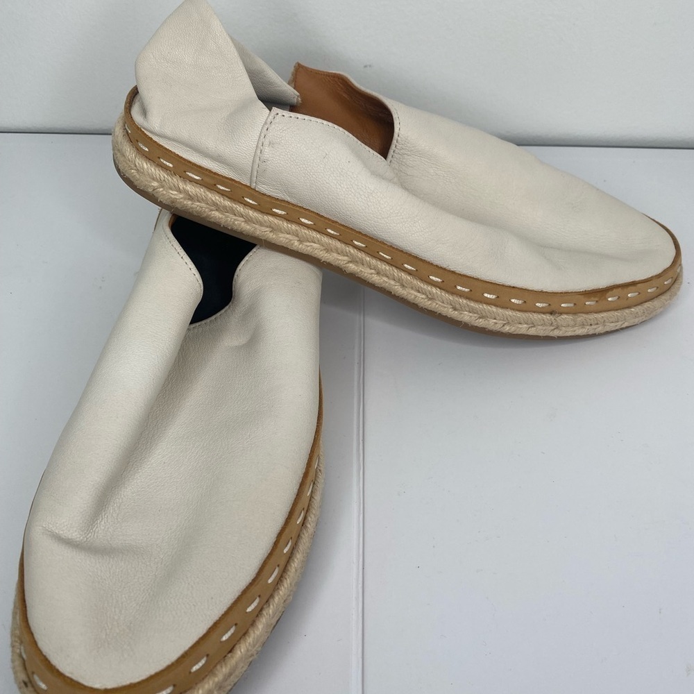 RAG & BONE Antique White Collapsable Espadrille Leather Slip-On Shoes.